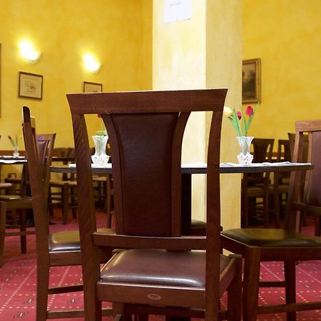 Hotel Buenos Aires Montecatini Terme Eksteriør billede