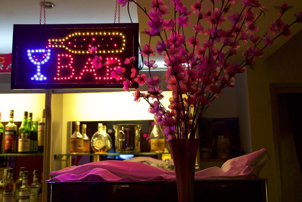 Hotel Buenos Aires Montecatini Terme Eksteriør billede